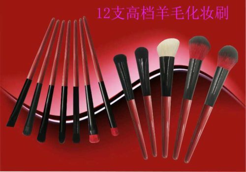gkbrushes.com
